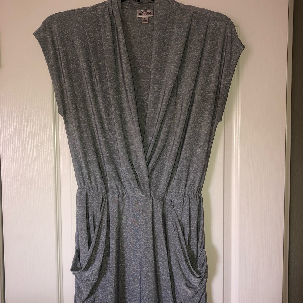 Gray drop pocket dress